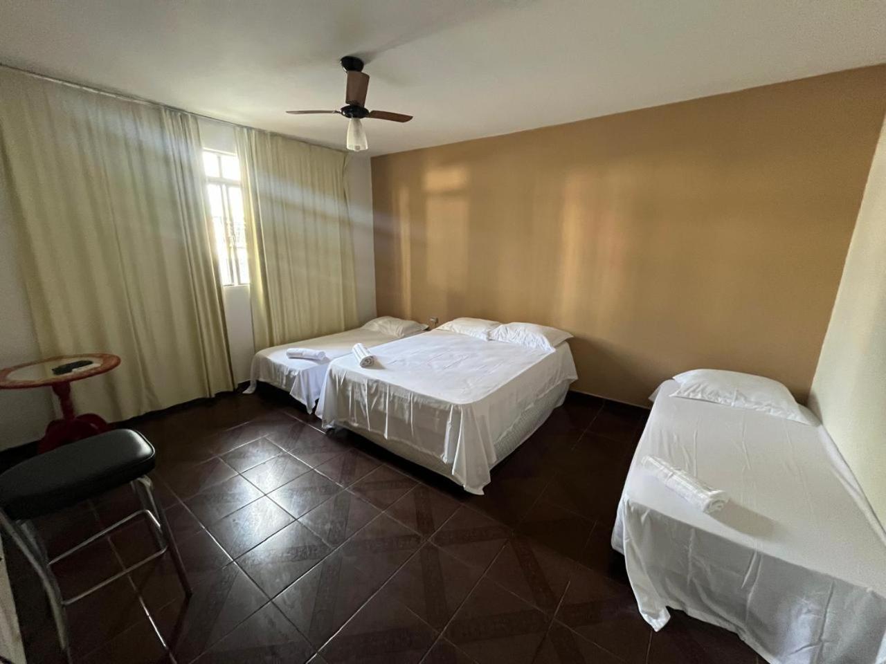 Casa Quintal Bueno! 5 Quartos Com Ar Split E Internet Ultra! Perto Do Melhor De Goiania! Marista Parques Areiao E Vaca Brava Hospital Premium Mater Dei Blue Fit Perdomo Goiania Shopping! Exterior foto